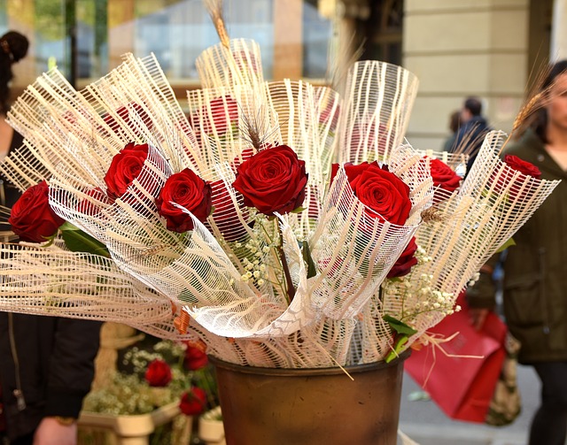 mazzo di rose rosse