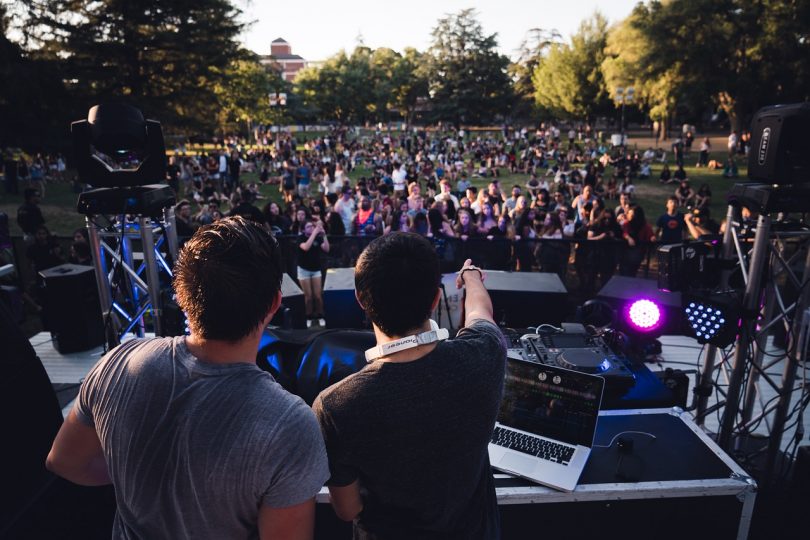 shbarcelona-brunch-park-festival