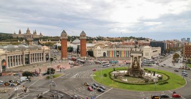 strada con rotonda a barcellona