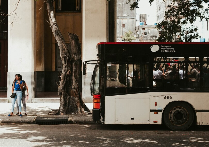 autobus-barcellona-guida-transporti